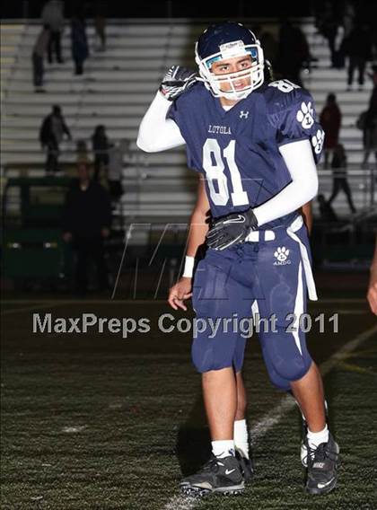 Thumbnail 3 in Loyola vs. Alemany photogallery.