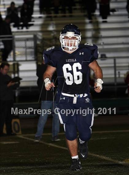 Thumbnail 3 in Loyola vs. Alemany photogallery.