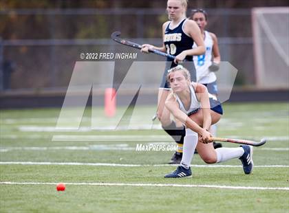 Thumbnail 3 in Western Branch vs. Yorktown (VHSL Class 6 State Semifinal) photogallery.
