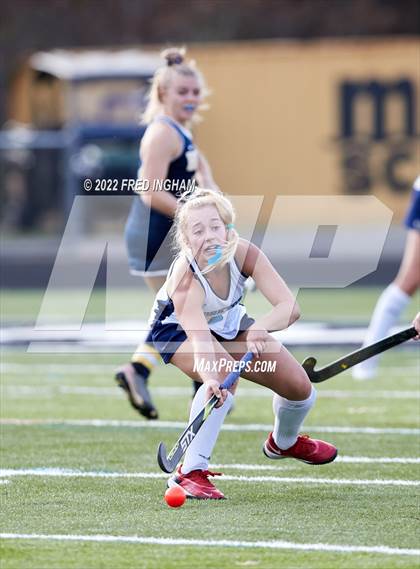 Thumbnail 1 in Western Branch vs. Yorktown (VHSL Class 6 State Semifinal) photogallery.