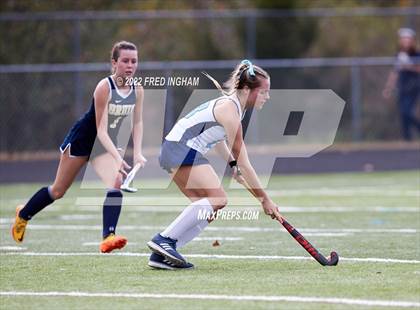 Thumbnail 2 in Western Branch vs. Yorktown (VHSL Class 6 State Semifinal) photogallery.