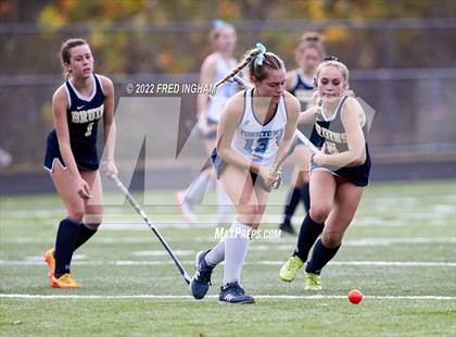 Thumbnail 1 in Western Branch vs. Yorktown (VHSL Class 6 State Semifinal) photogallery.