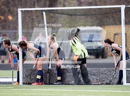 Thumbnail 1 in Western Branch vs. Yorktown (VHSL Class 6 State Semifinal) photogallery.