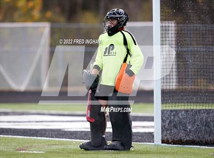 Thumbnail 2 in Western Branch vs. Yorktown (VHSL Class 6 State Semifinal) photogallery.