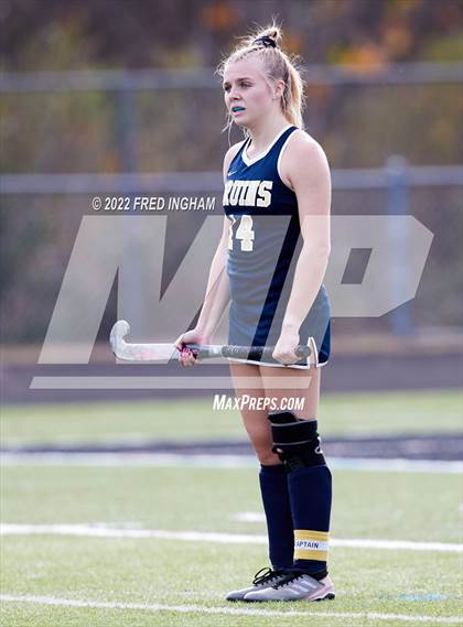 Thumbnail 2 in Western Branch vs. Yorktown (VHSL Class 6 State Semifinal) photogallery.