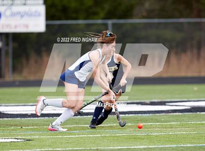 Thumbnail 2 in Western Branch vs. Yorktown (VHSL Class 6 State Semifinal) photogallery.