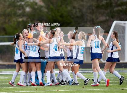Thumbnail 3 in Western Branch vs. Yorktown (VHSL Class 6 State Semifinal) photogallery.