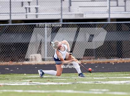 Thumbnail 2 in Western Branch vs. Yorktown (VHSL Class 6 State Semifinal) photogallery.