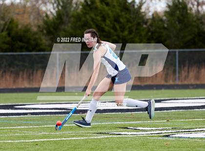 Thumbnail 3 in Western Branch vs. Yorktown (VHSL Class 6 State Semifinal) photogallery.