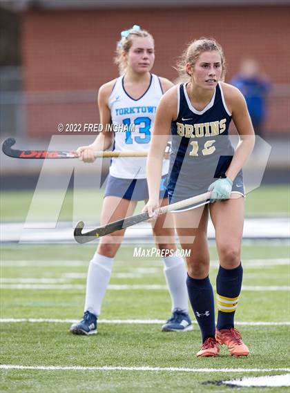 Thumbnail 1 in Western Branch vs. Yorktown (VHSL Class 6 State Semifinal) photogallery.