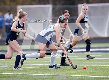 Thumbnail 3 in Western Branch vs. Yorktown (VHSL Class 6 State Semifinal) photogallery.