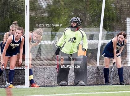 Thumbnail 3 in Western Branch vs. Yorktown (VHSL Class 6 State Semifinal) photogallery.