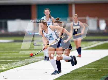 Thumbnail 1 in Western Branch vs. Yorktown (VHSL Class 6 State Semifinal) photogallery.