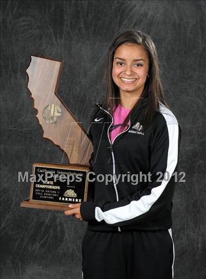 Thumbnail 3 in Archbishop Mitty (CIF State D2 Award Photos) photogallery.