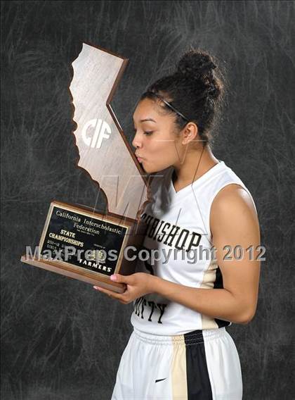 Thumbnail 1 in Archbishop Mitty (CIF State D2 Award Photos) photogallery.