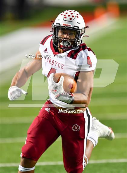 Thumbnail 3 in Fordyce vs. Des Arc (AAA 2A Final) photogallery.