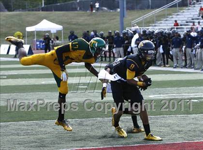 Thumbnail 1 in Taft vs. Friendship Collegiate  (Skyline Chili Crosstown Showdown) photogallery.