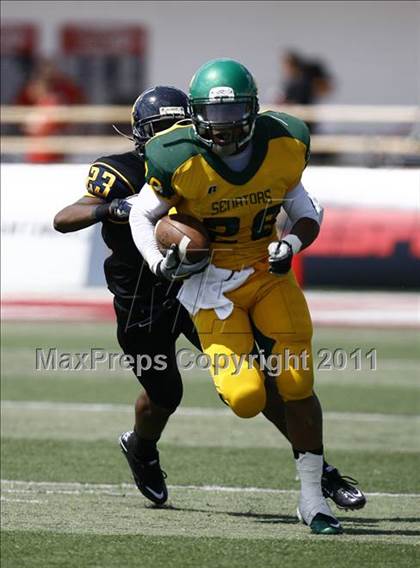 Thumbnail 2 in Taft vs. Friendship Collegiate  (Skyline Chili Crosstown Showdown) photogallery.