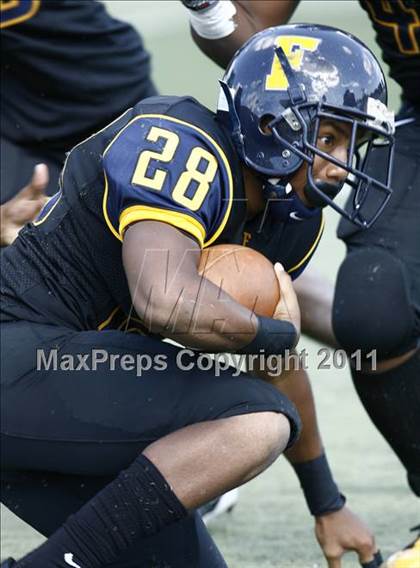 Thumbnail 2 in Taft vs. Friendship Collegiate  (Skyline Chili Crosstown Showdown) photogallery.