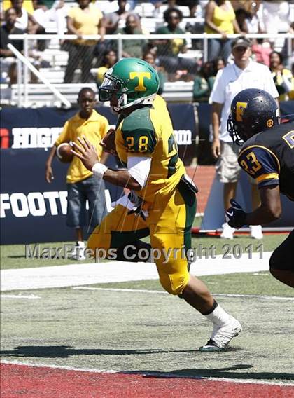 Thumbnail 2 in Taft vs. Friendship Collegiate  (Skyline Chili Crosstown Showdown) photogallery.