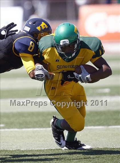 Thumbnail 3 in Taft vs. Friendship Collegiate  (Skyline Chili Crosstown Showdown) photogallery.