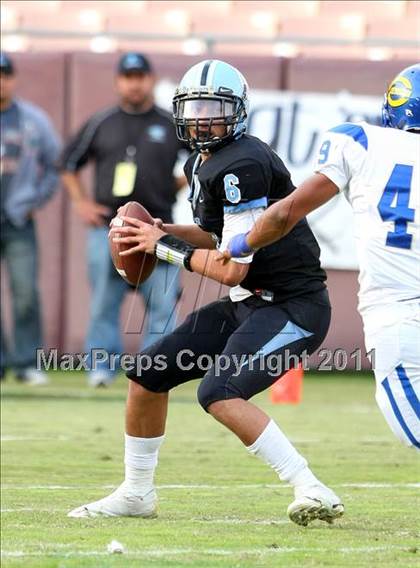 Thumbnail 1 in Crenshaw vs. Carson (CIF LA Section City D1 Final) photogallery.