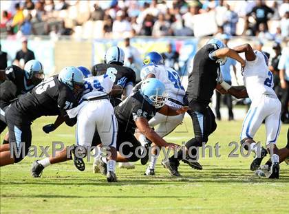 Thumbnail 2 in Crenshaw vs. Carson (CIF LA Section City D1 Final) photogallery.