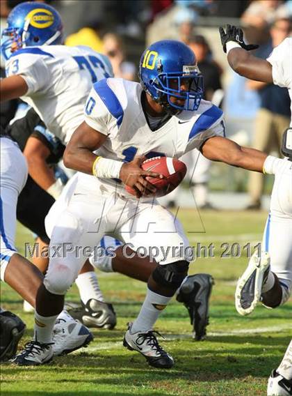 Thumbnail 3 in Crenshaw vs. Carson (CIF LA Section City D1 Final) photogallery.