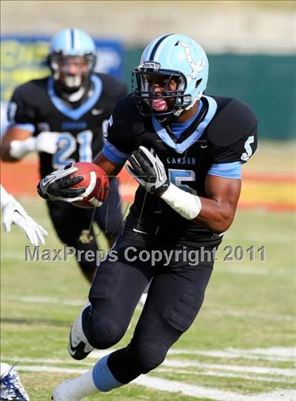 Thumbnail 2 in Crenshaw vs. Carson (CIF LA Section City D1 Final) photogallery.