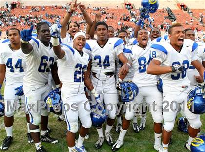 Thumbnail 1 in Crenshaw vs. Carson (CIF LA Section City D1 Final) photogallery.