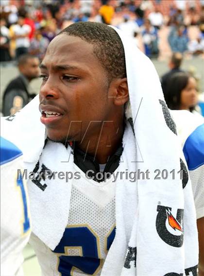Thumbnail 1 in Crenshaw vs. Carson (CIF LA Section City D1 Final) photogallery.