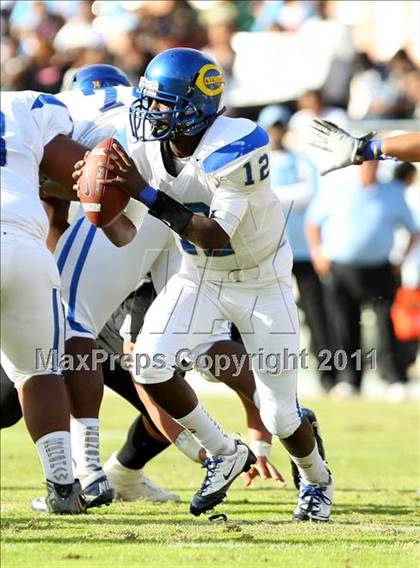 Thumbnail 2 in Crenshaw vs. Carson (CIF LA Section City D1 Final) photogallery.