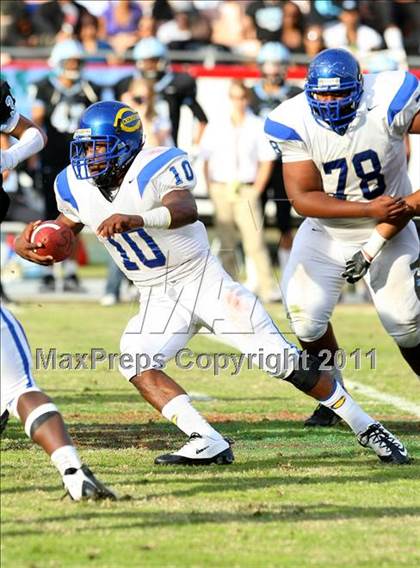 Thumbnail 2 in Crenshaw vs. Carson (CIF LA Section City D1 Final) photogallery.