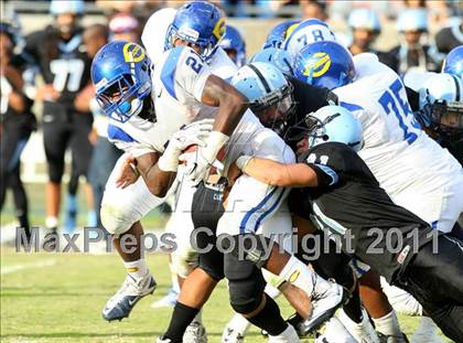 Thumbnail 2 in Crenshaw vs. Carson (CIF LA Section City D1 Final) photogallery.