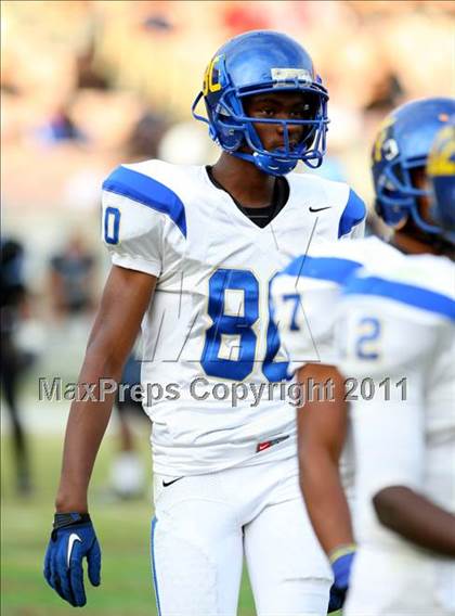 Thumbnail 2 in Crenshaw vs. Carson (CIF LA Section City D1 Final) photogallery.