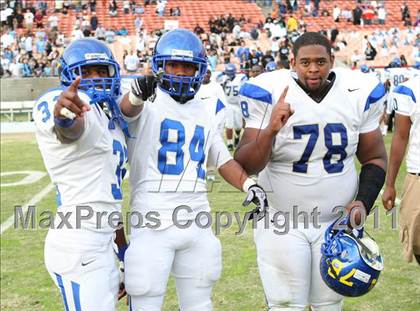 Thumbnail 2 in Crenshaw vs. Carson (CIF LA Section City D1 Final) photogallery.