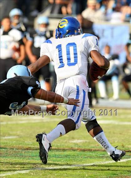 Thumbnail 1 in Crenshaw vs. Carson (CIF LA Section City D1 Final) photogallery.