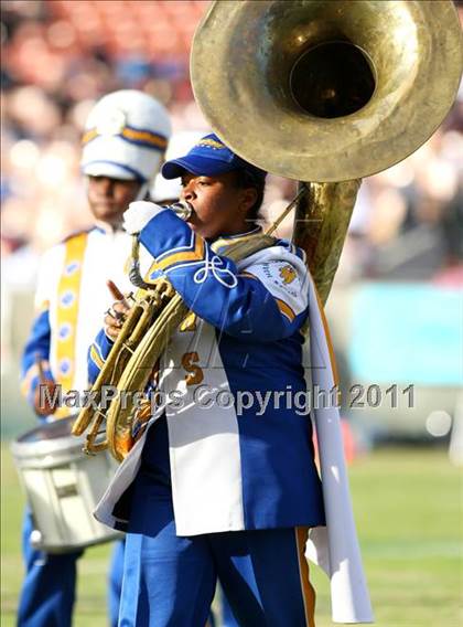 Thumbnail 2 in Crenshaw vs. Carson (CIF LA Section City D1 Final) photogallery.