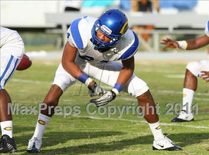 Thumbnail 3 in Crenshaw vs. Carson (CIF LA Section City D1 Final) photogallery.