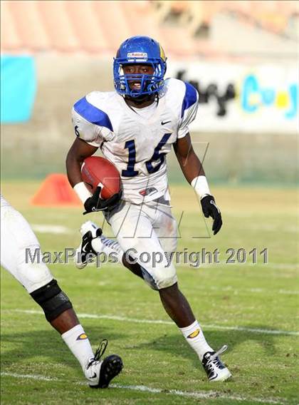 Thumbnail 3 in Crenshaw vs. Carson (CIF LA Section City D1 Final) photogallery.