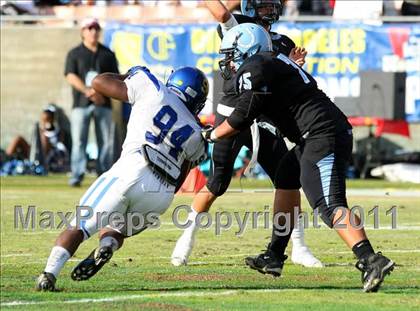 Thumbnail 1 in Crenshaw vs. Carson (CIF LA Section City D1 Final) photogallery.
