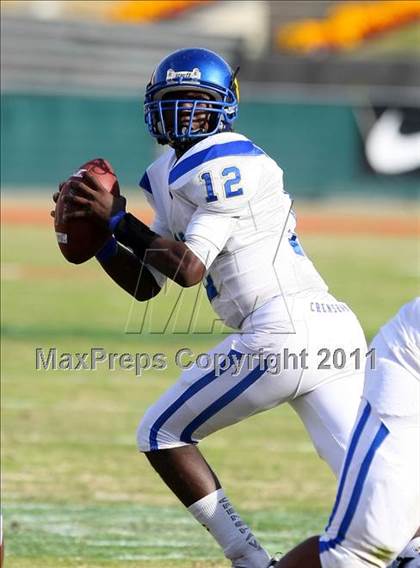 Thumbnail 1 in Crenshaw vs. Carson (CIF LA Section City D1 Final) photogallery.