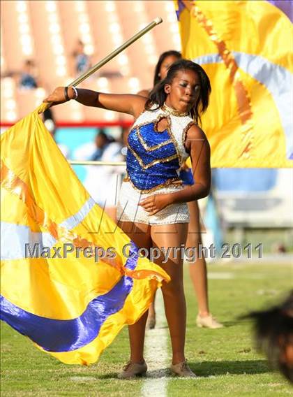 Thumbnail 2 in Crenshaw vs. Carson (CIF LA Section City D1 Final) photogallery.
