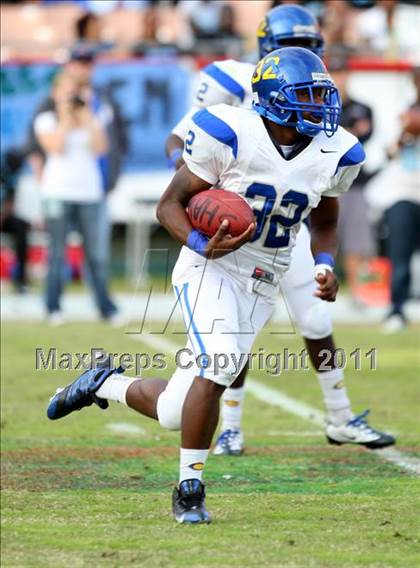 Thumbnail 3 in Crenshaw vs. Carson (CIF LA Section City D1 Final) photogallery.