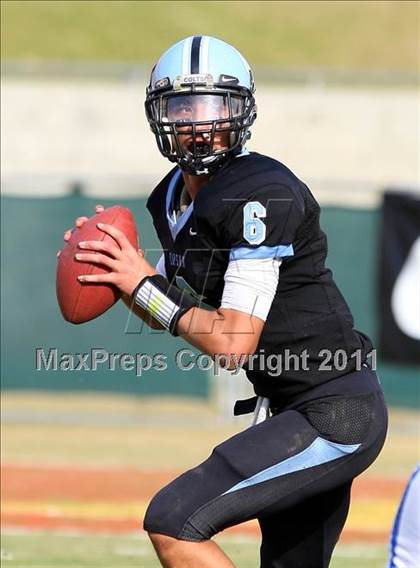 Thumbnail 3 in Crenshaw vs. Carson (CIF LA Section City D1 Final) photogallery.