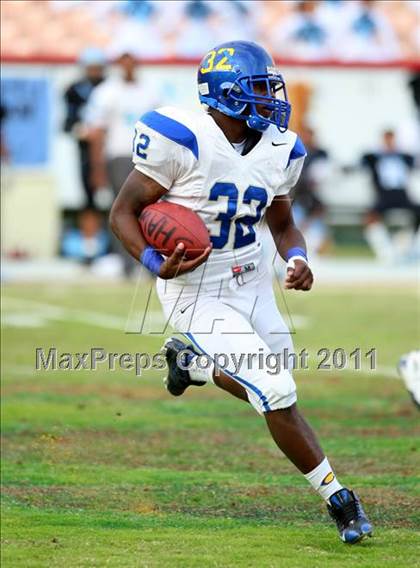 Thumbnail 1 in Crenshaw vs. Carson (CIF LA Section City D1 Final) photogallery.