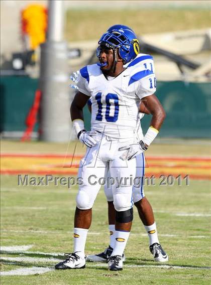 Thumbnail 3 in Crenshaw vs. Carson (CIF LA Section City D1 Final) photogallery.