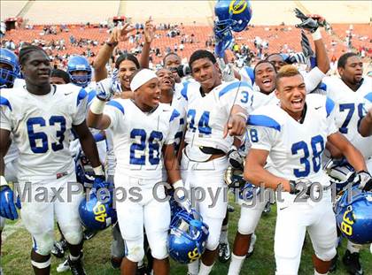 Thumbnail 2 in Crenshaw vs. Carson (CIF LA Section City D1 Final) photogallery.
