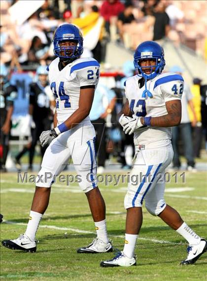 Thumbnail 1 in Crenshaw vs. Carson (CIF LA Section City D1 Final) photogallery.