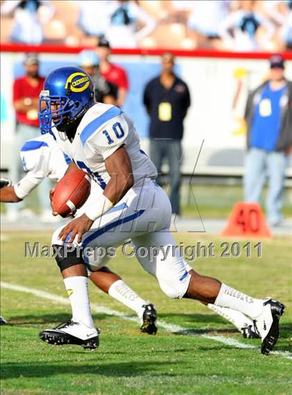 Thumbnail 1 in Crenshaw vs. Carson (CIF LA Section City D1 Final) photogallery.